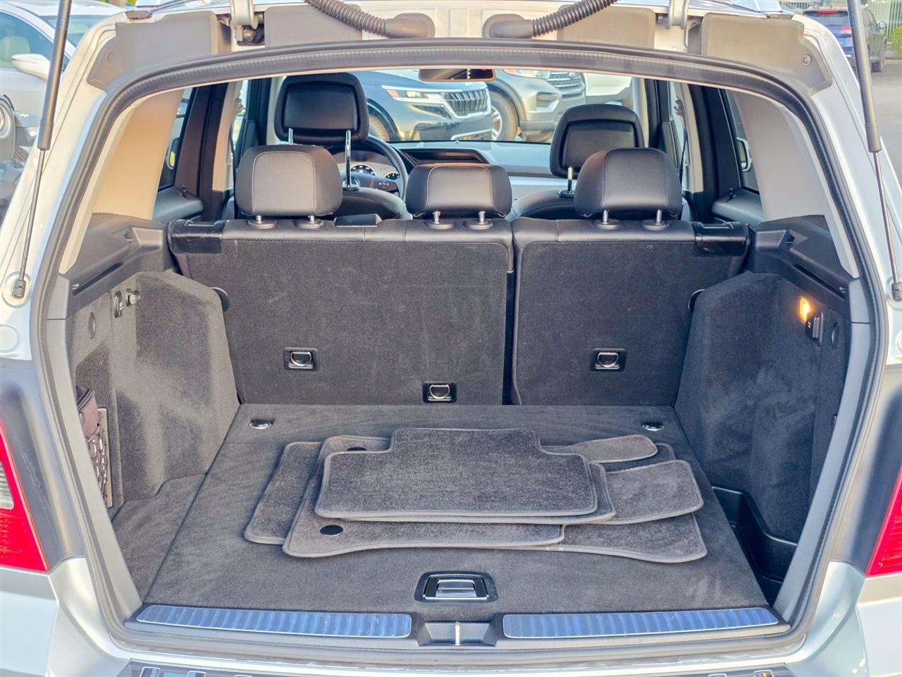 Mercedes-Benz GLK-Class  2010