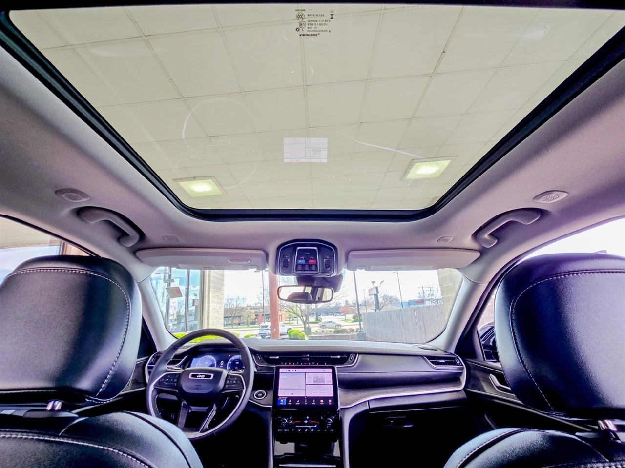 Jeep Grand Cherokee  2024