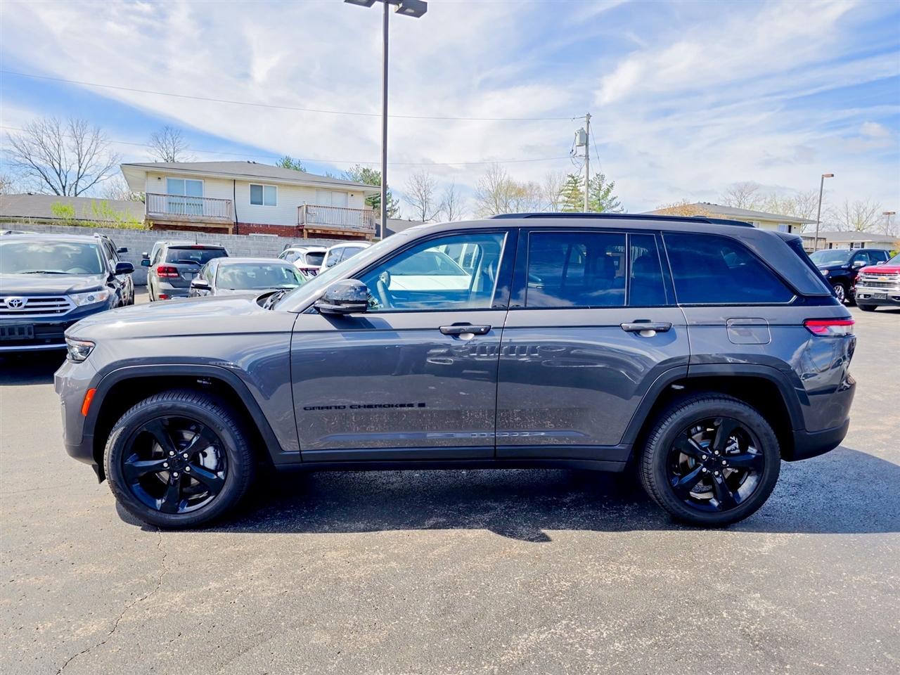Jeep Grand Cherokee  2024