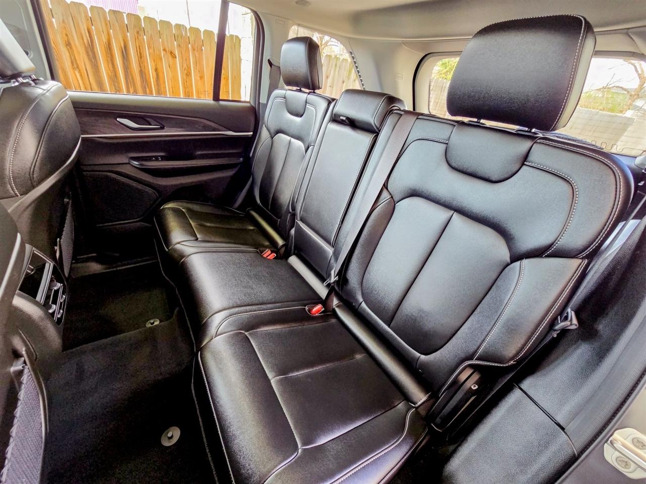 Jeep Grand Cherokee  2024