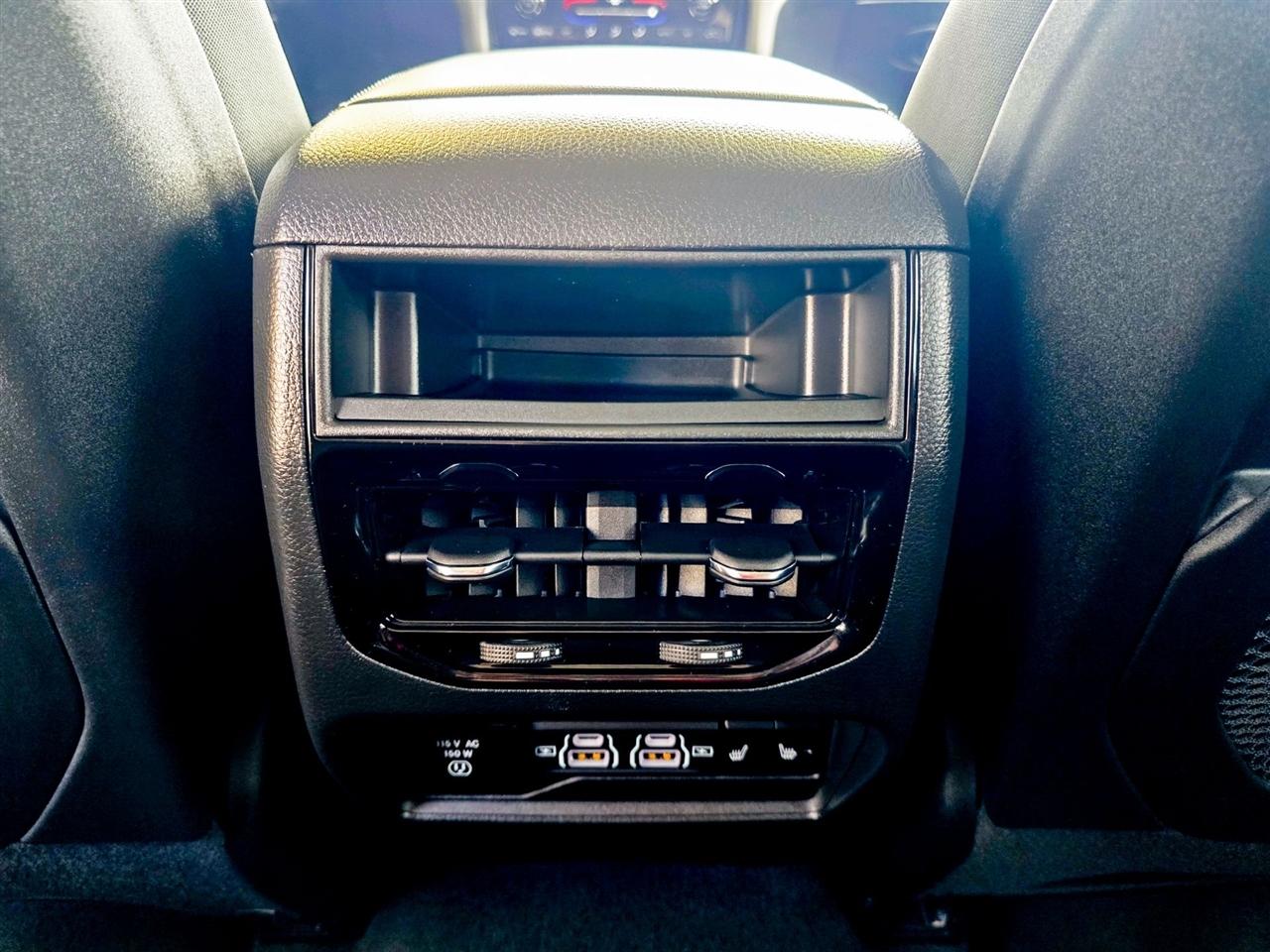 Jeep Grand Cherokee  2024