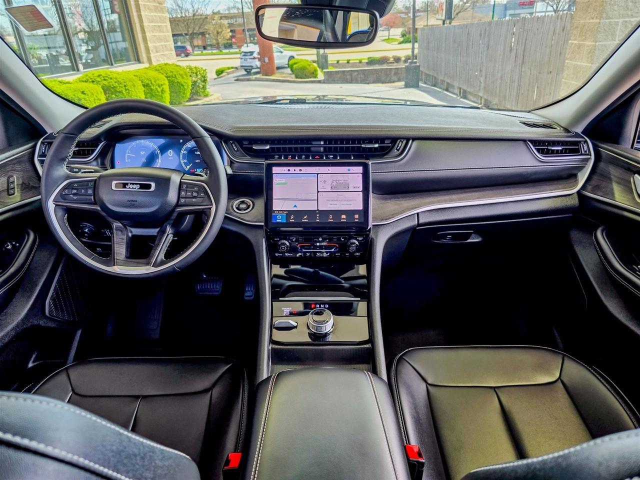 Jeep Grand Cherokee  2024