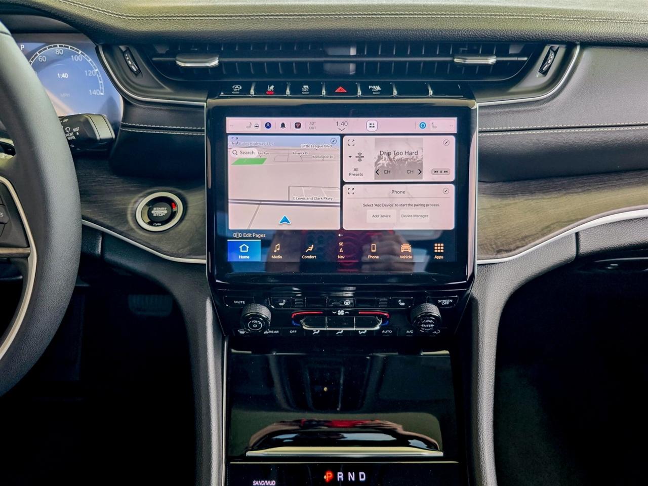 Jeep Grand Cherokee  2024