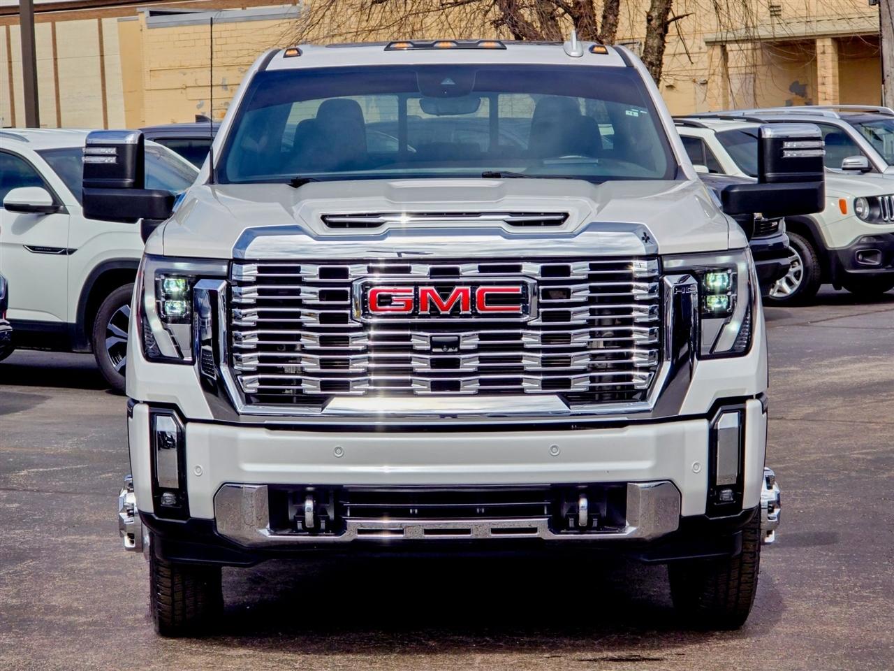 GMC Sierra 3500HD  2024