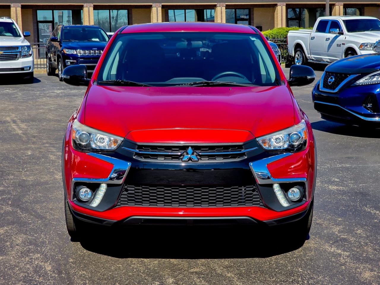 Mitsubishi Outlander Sport  2019