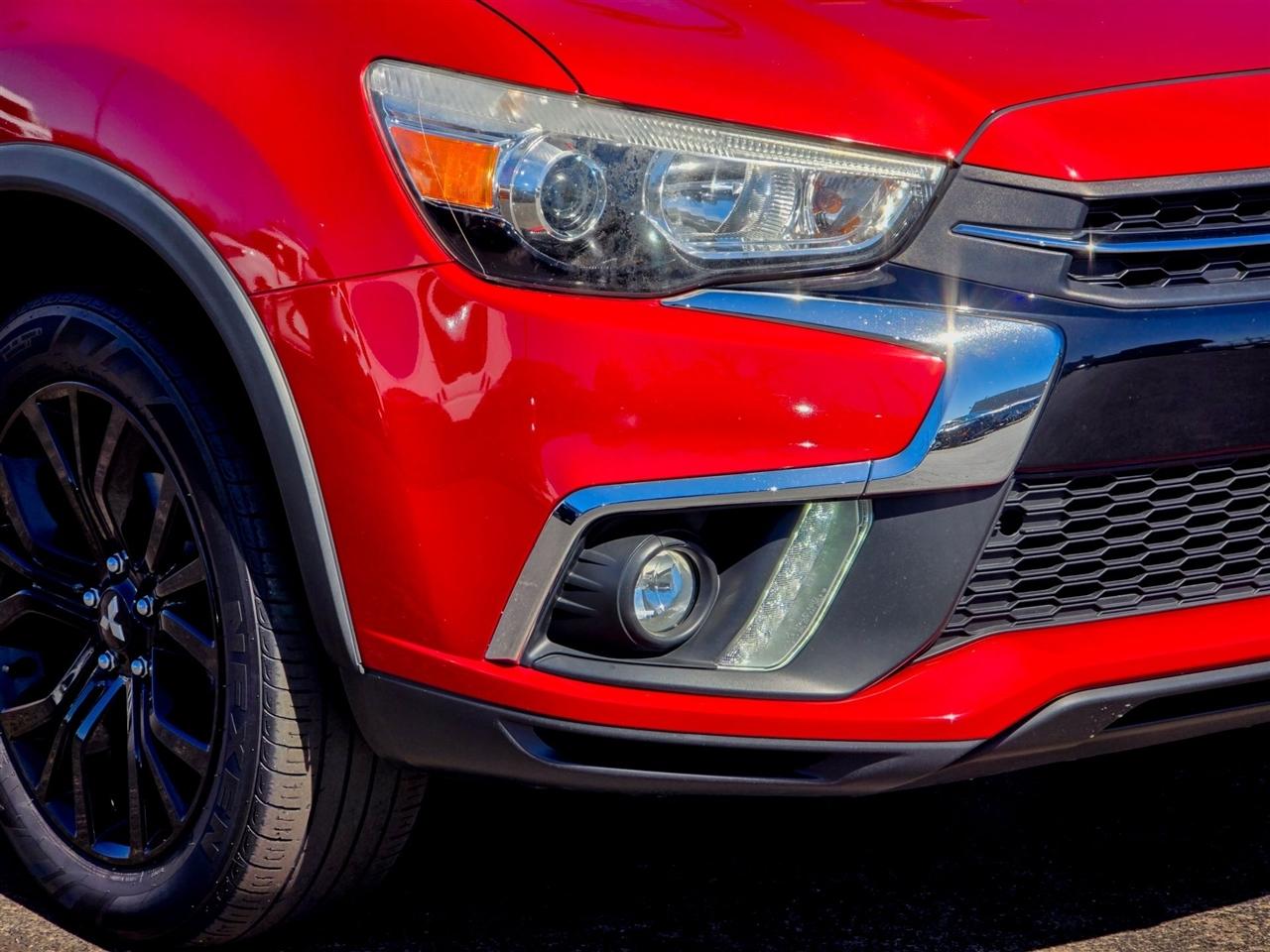 Mitsubishi Outlander Sport  2019