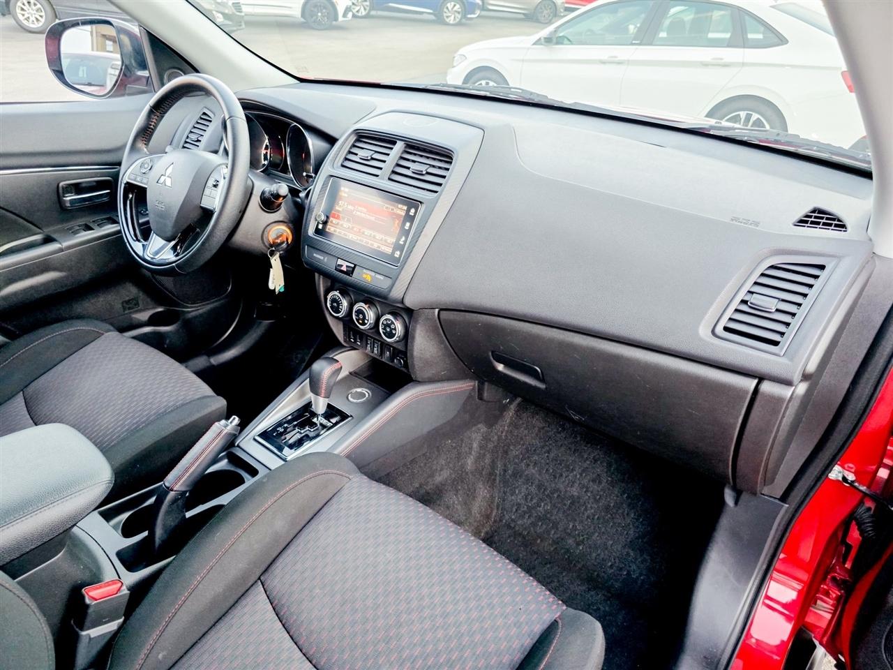 Mitsubishi Outlander Sport  2019