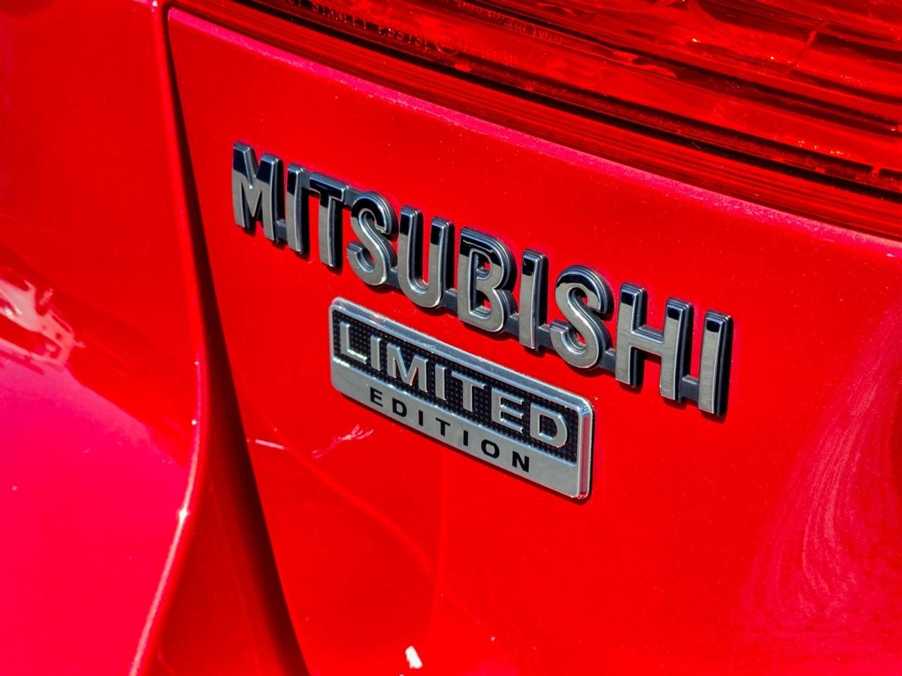 Mitsubishi Outlander Sport  2019