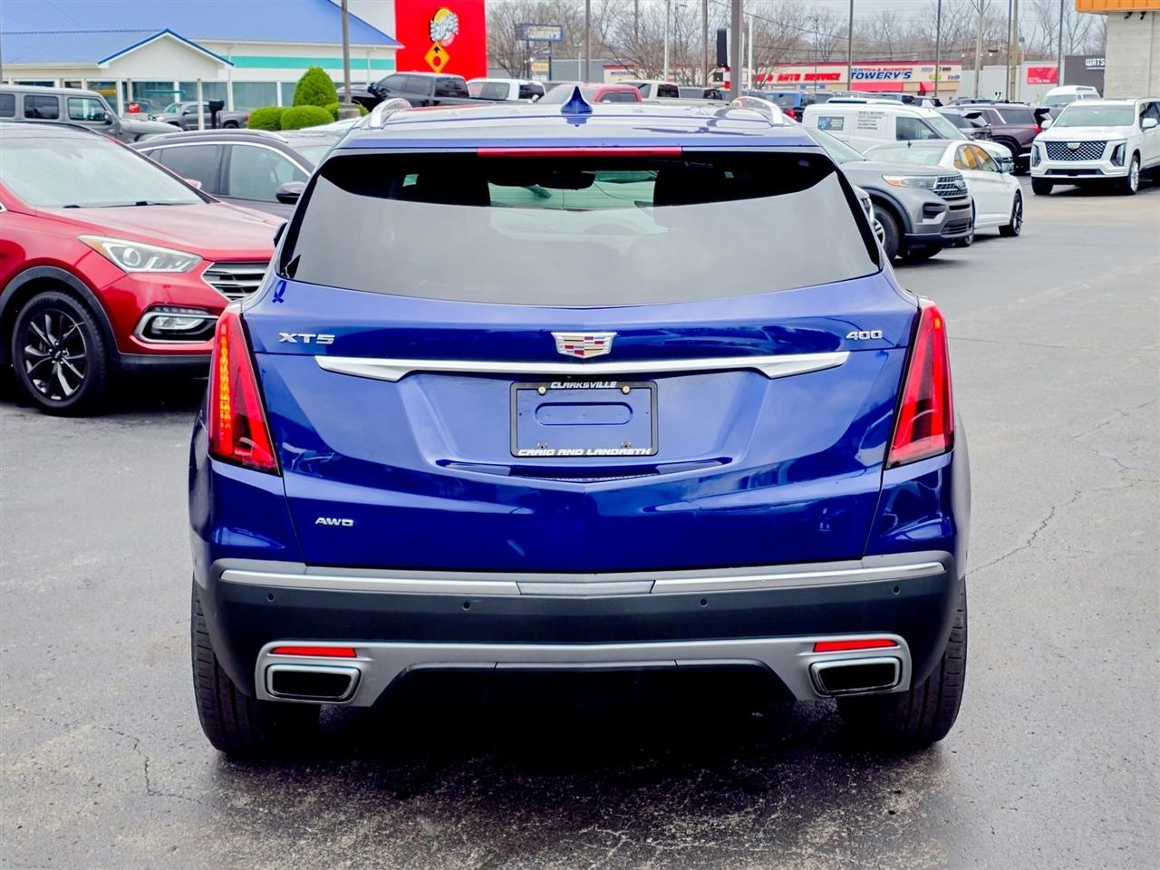 Cadillac XT5  2023
