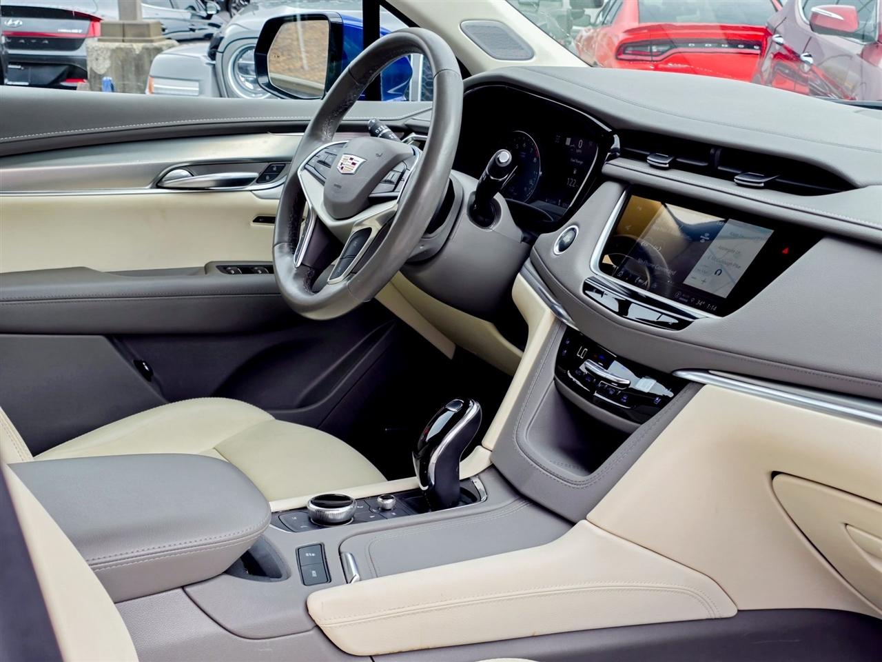 Cadillac XT5  2023