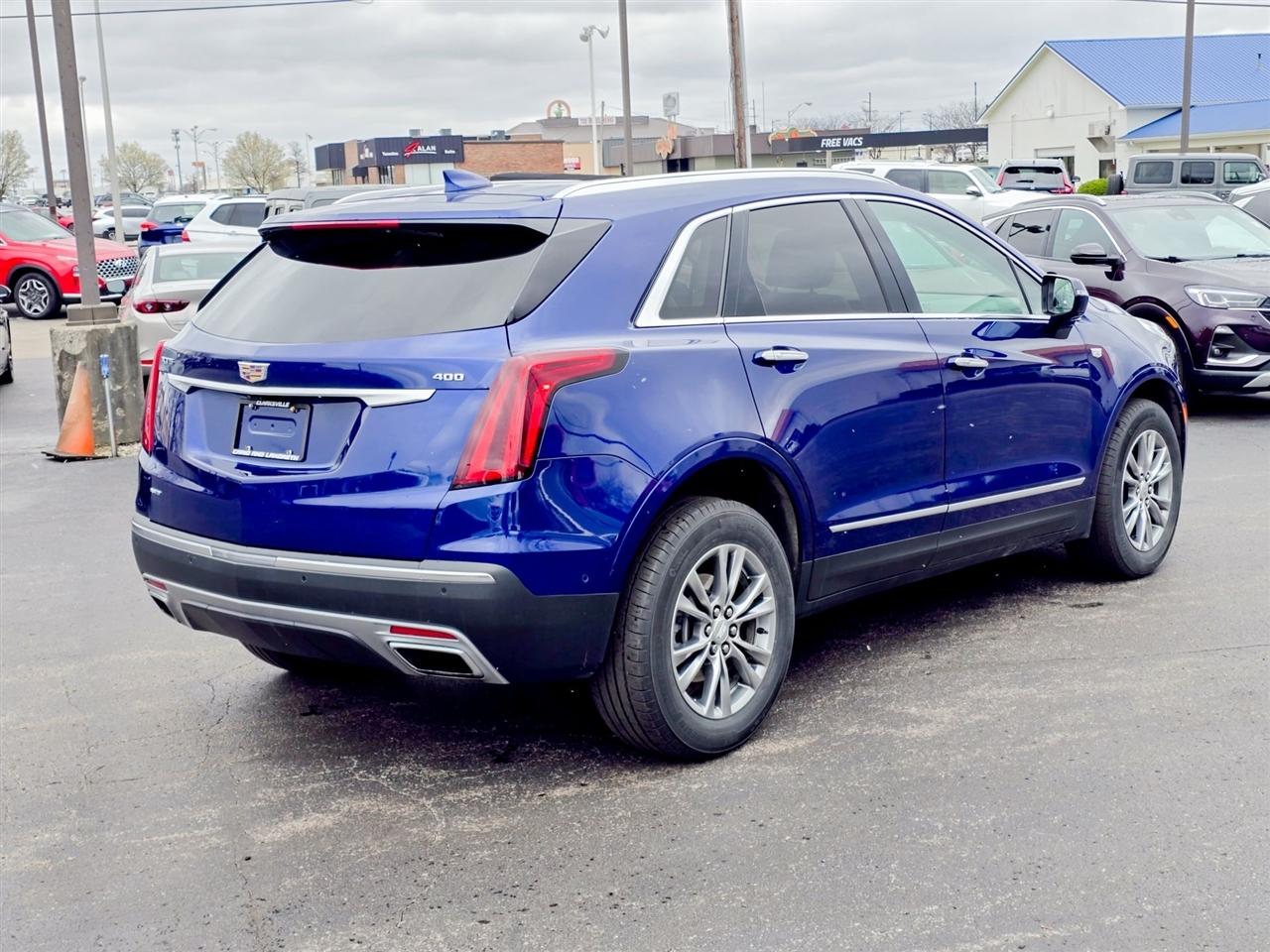Cadillac XT5  2023