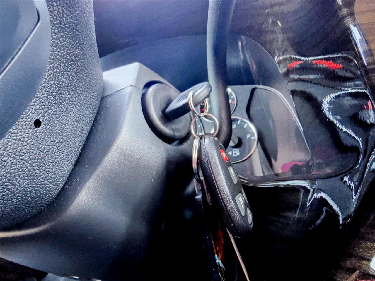 GMC Savana Cargo Van  2025