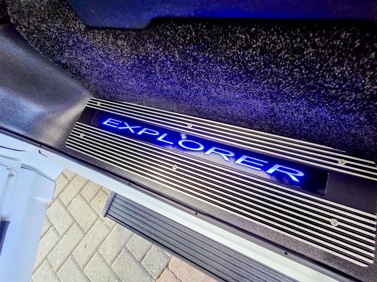 GMC Savana Cargo Van  2025