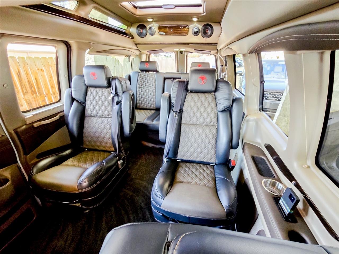 GMC Savana Cargo Van  2025