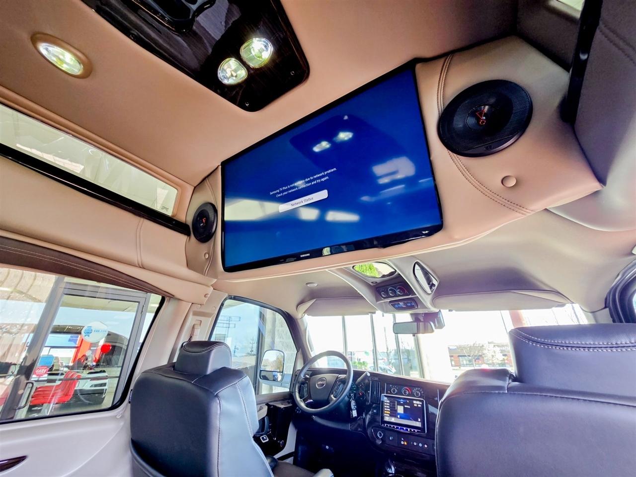 GMC Savana Cargo Van  2025