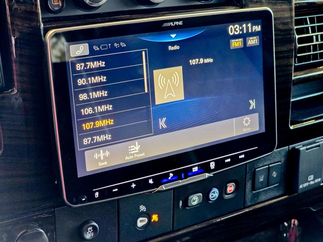 GMC Savana Cargo Van  2025