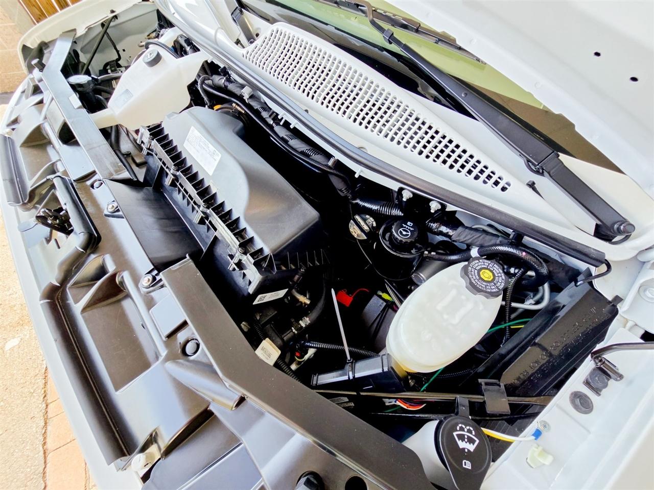 GMC Savana Cargo Van  2025