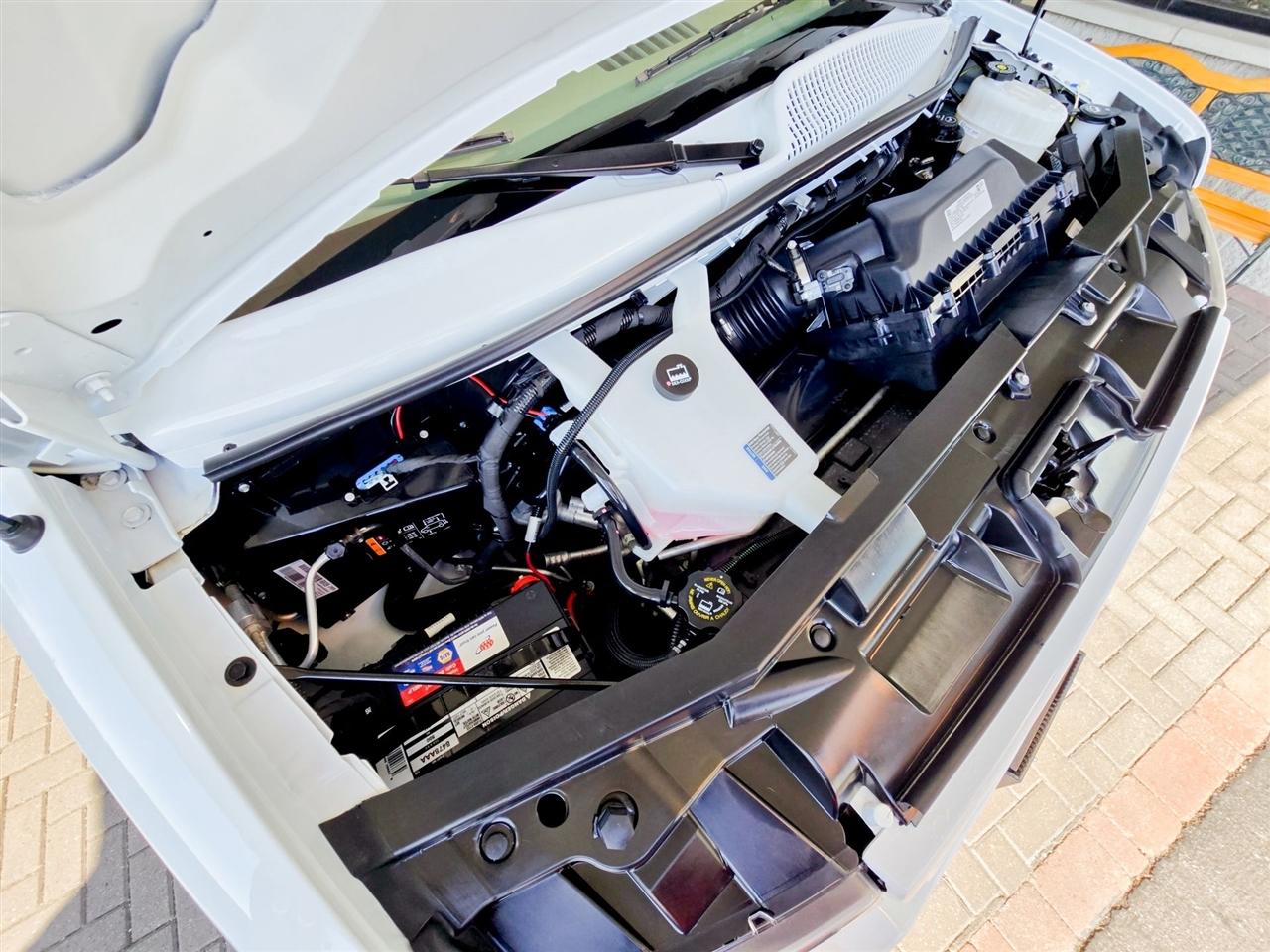 GMC Savana Cargo Van  2025