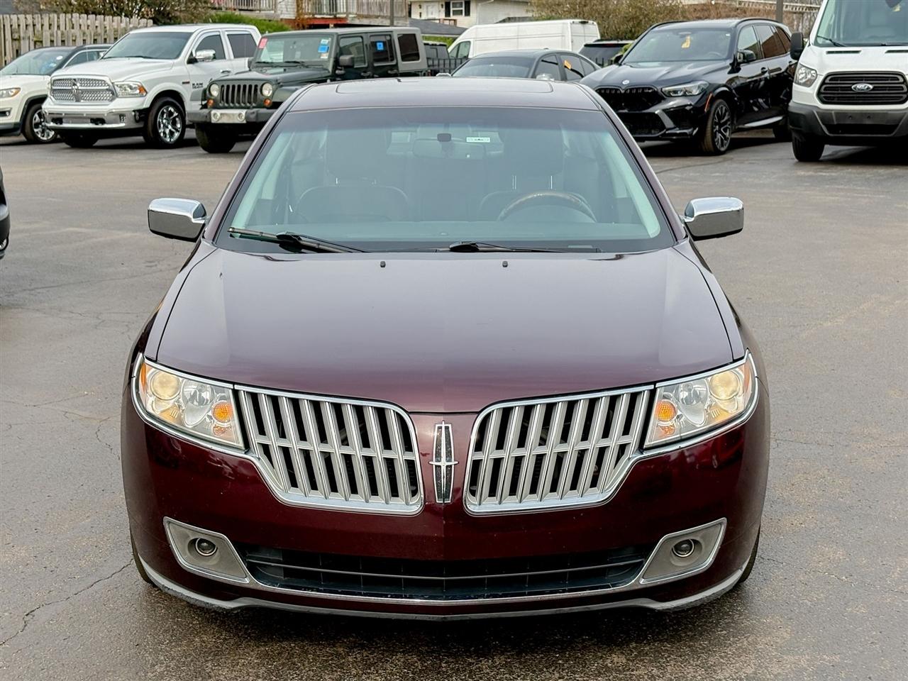 Lincoln MKZ  2012