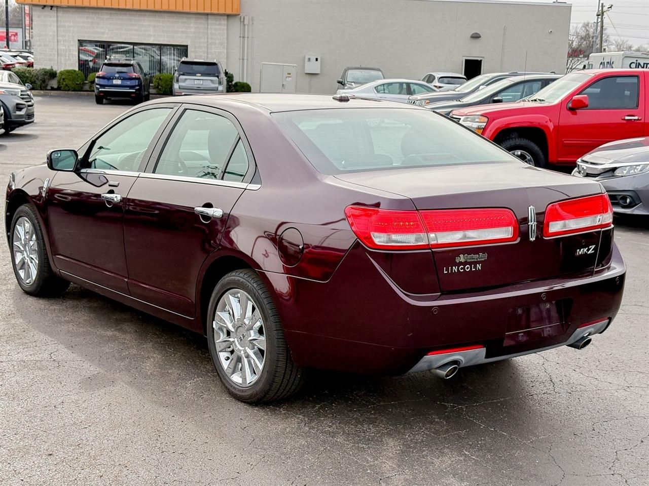 Lincoln MKZ  2012