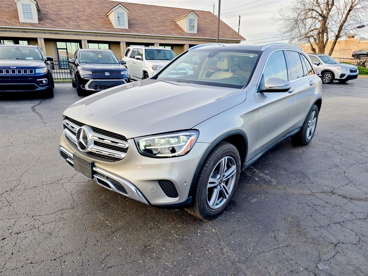 Mercedes-Benz GLC  2021