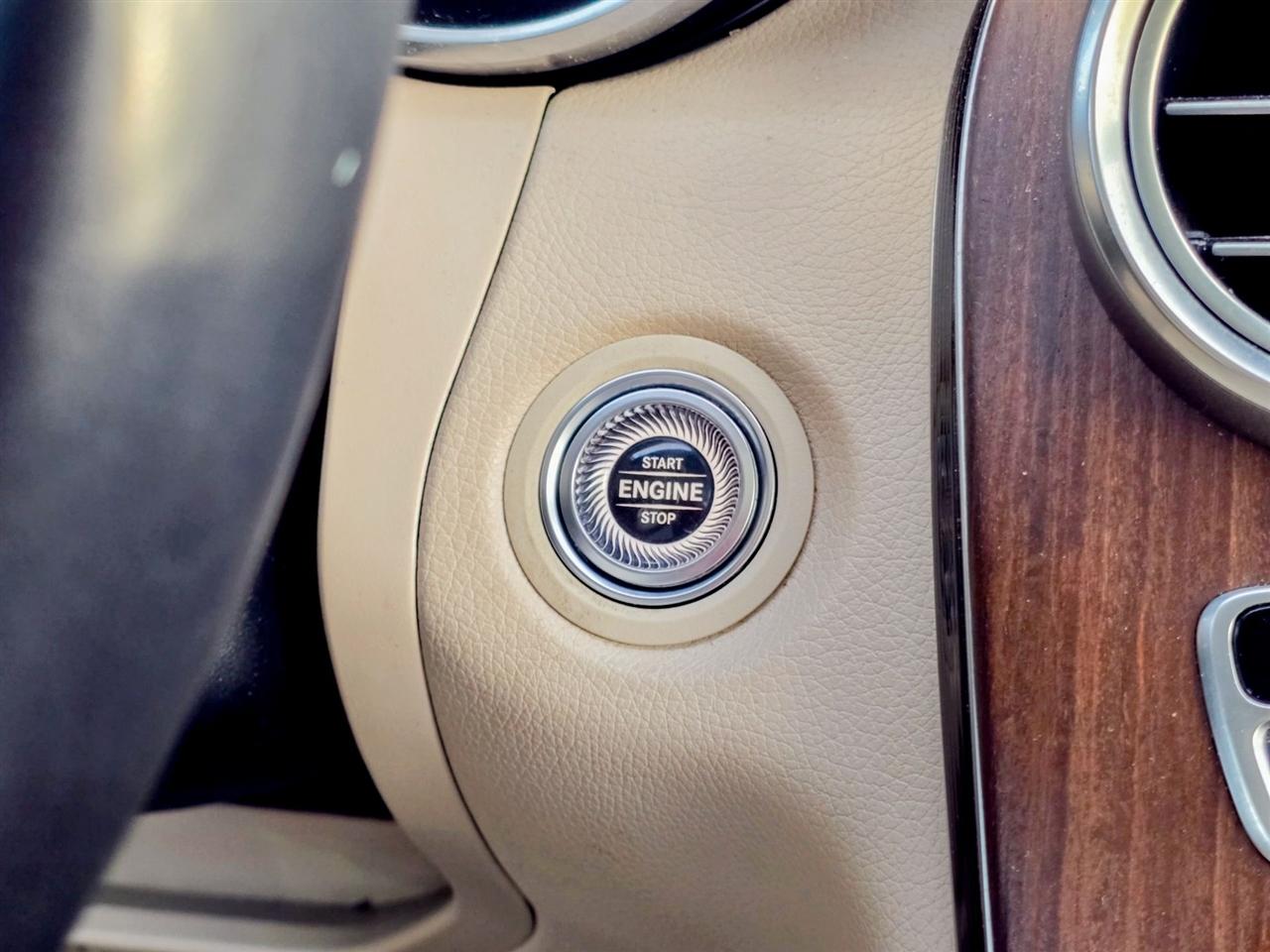 Mercedes-Benz GLC  2021