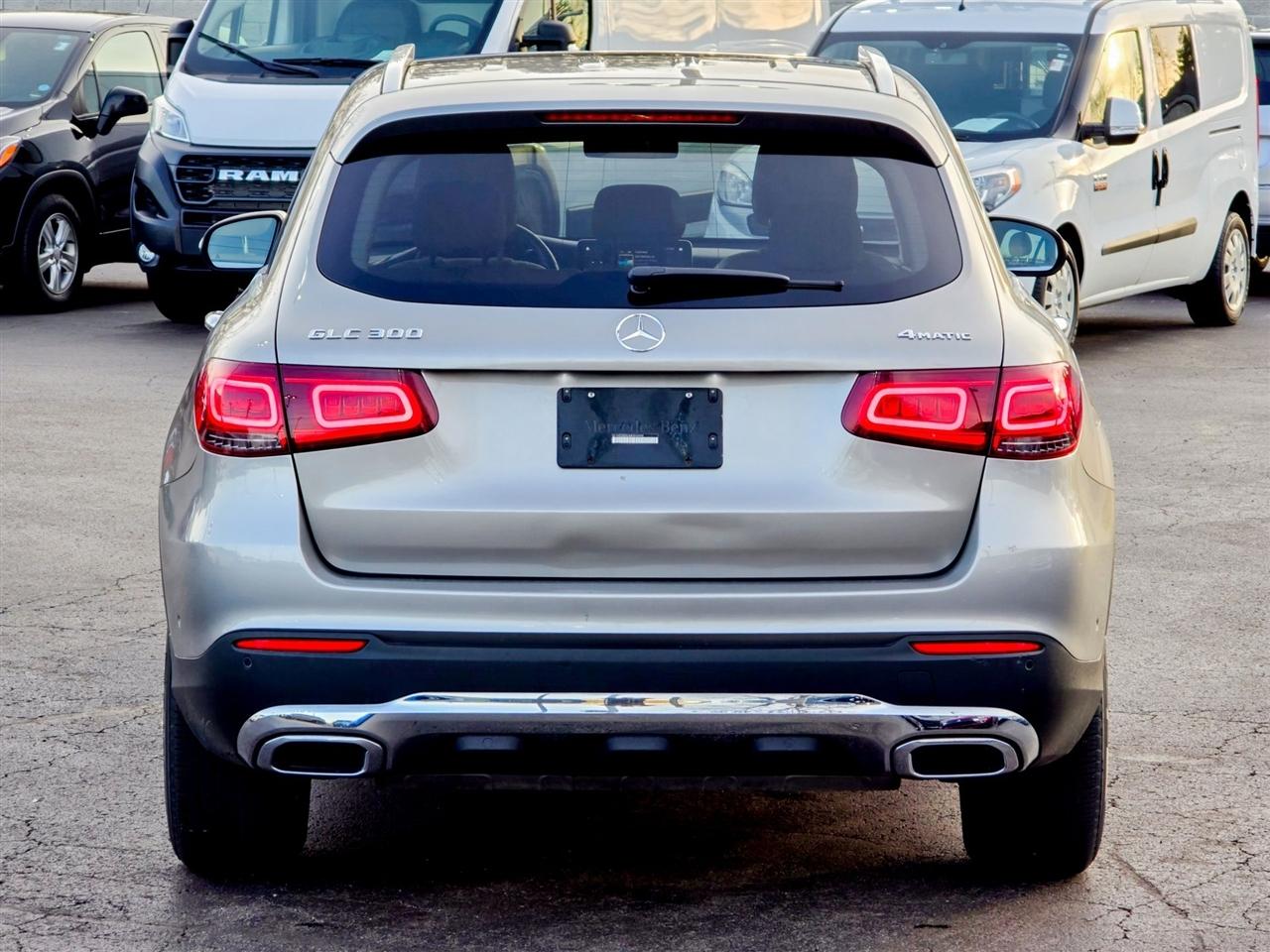 Mercedes-Benz GLC  2021