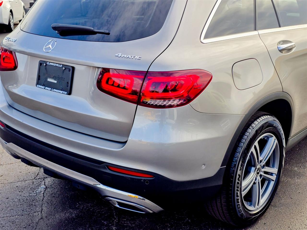 Mercedes-Benz GLC  2021