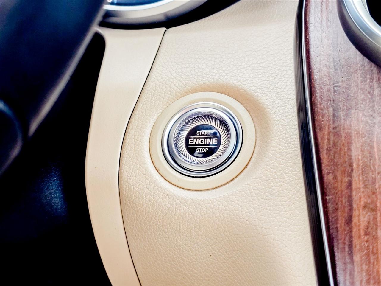 Mercedes-Benz GLC  2021