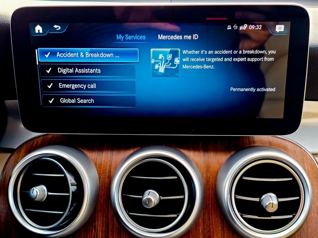 Mercedes-Benz GLC  2021