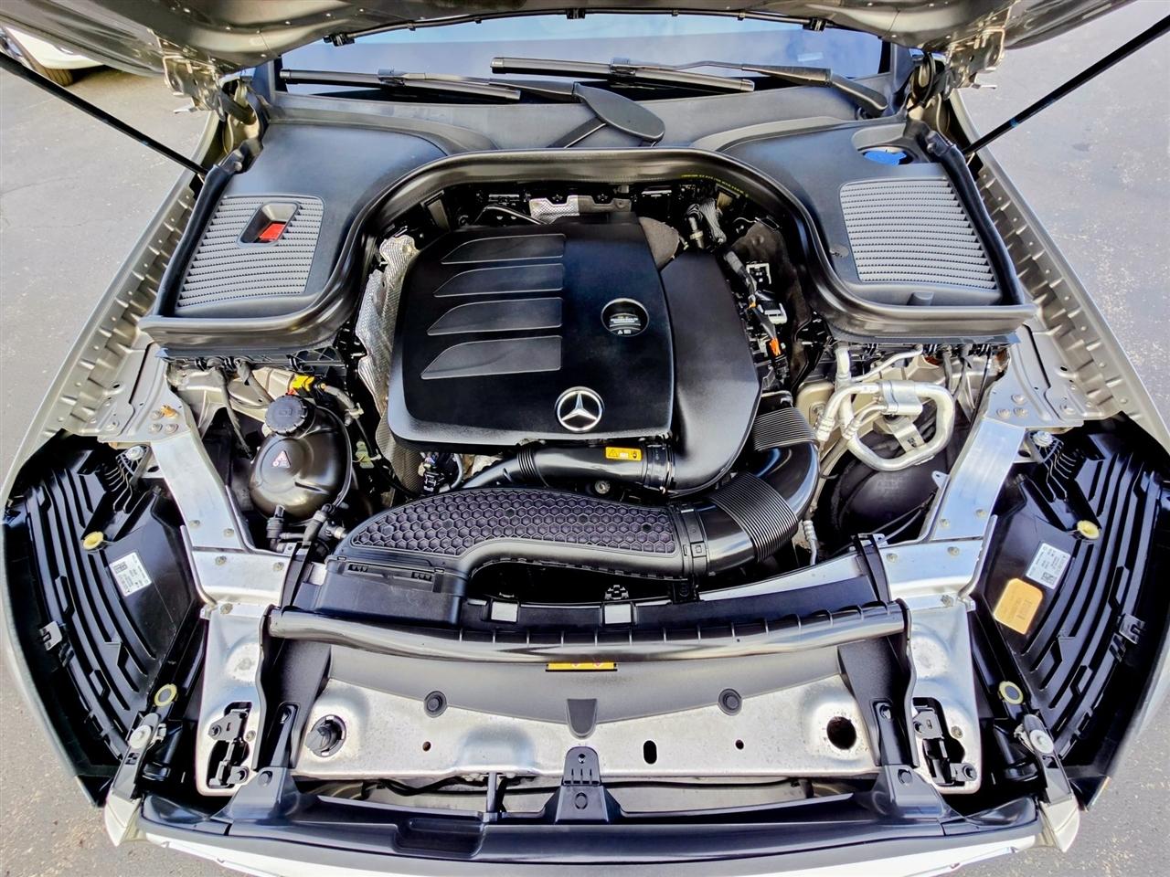 Mercedes-Benz GLC  2021