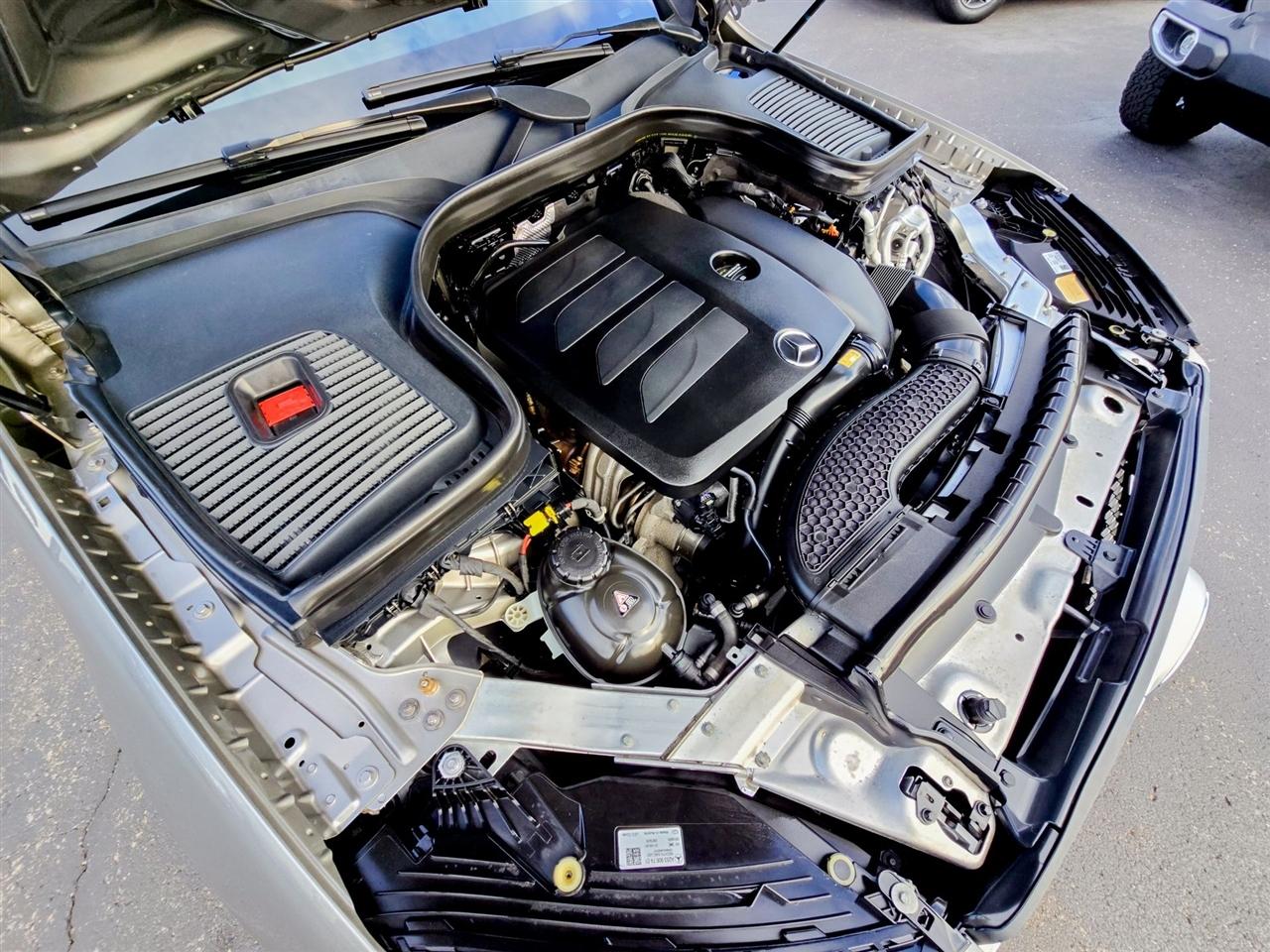 Mercedes-Benz GLC  2021