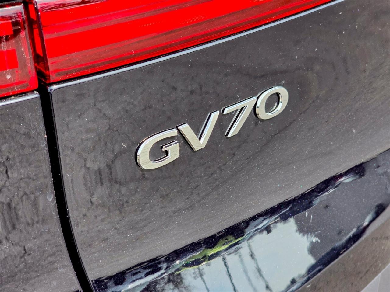 Genesis GV70  2026