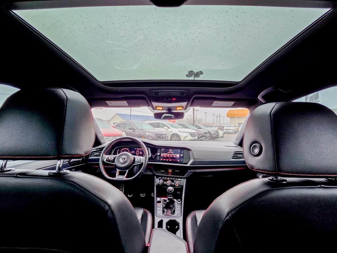 Volkswagen Jetta GLI  2019