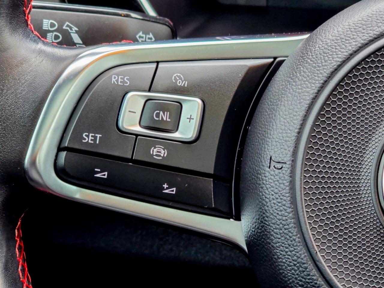 Volkswagen Jetta GLI  2019