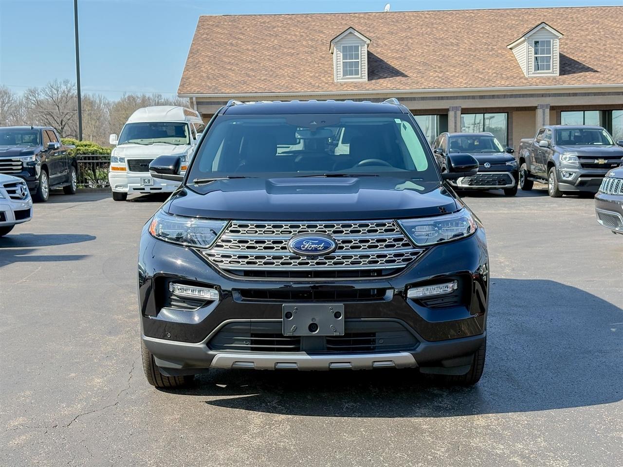 Ford Explorer  2023