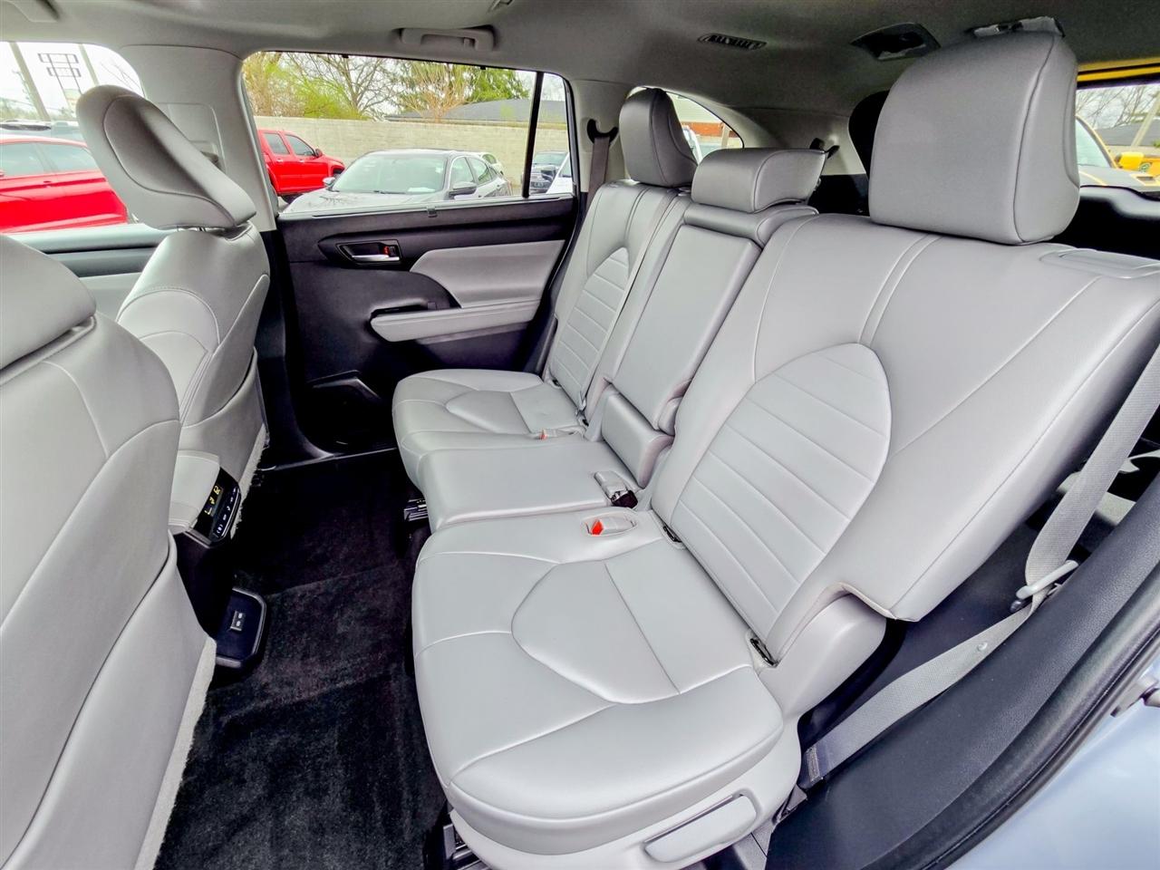 Toyota Highlander  2023