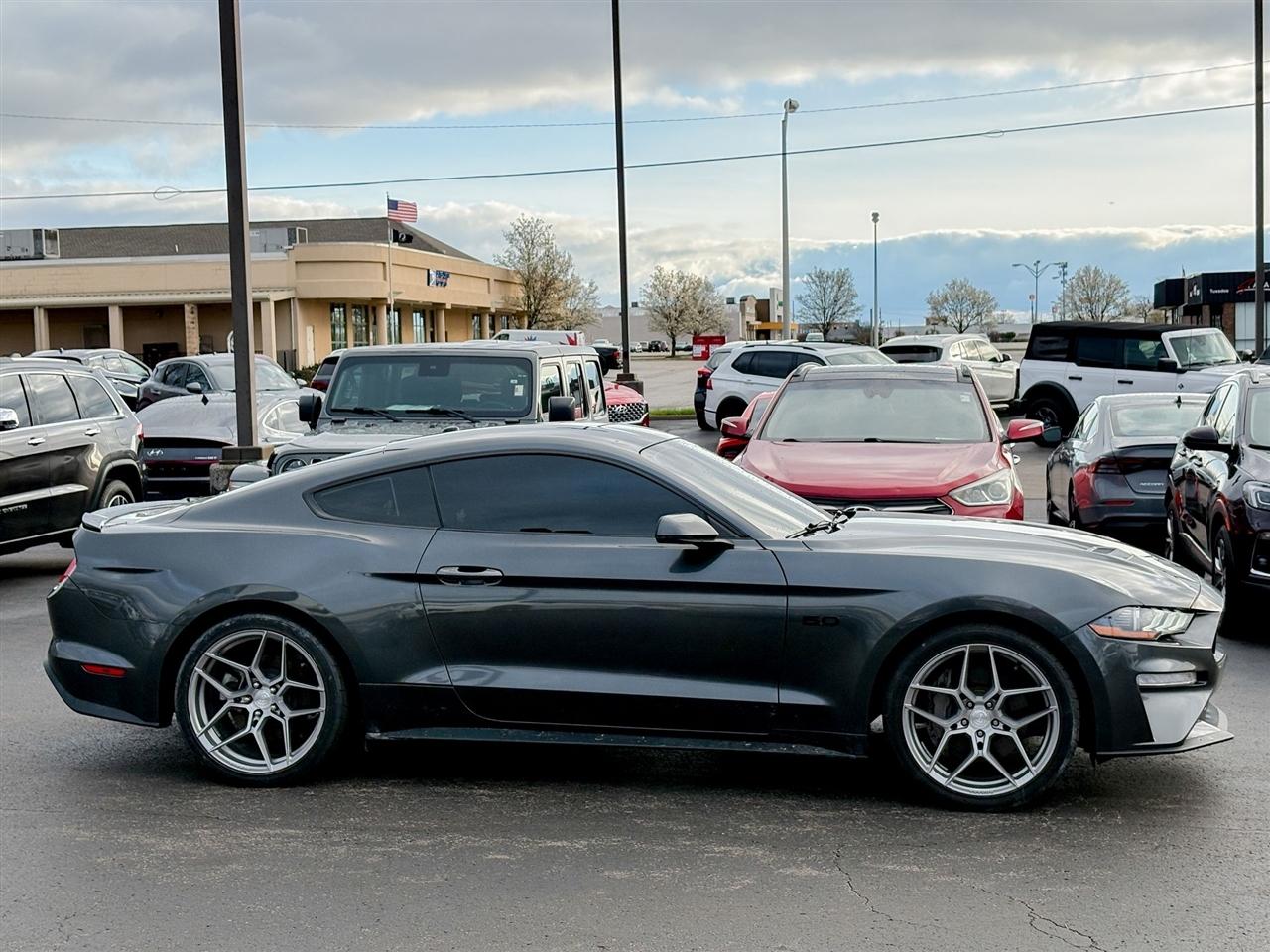 Ford Mustang  2019
