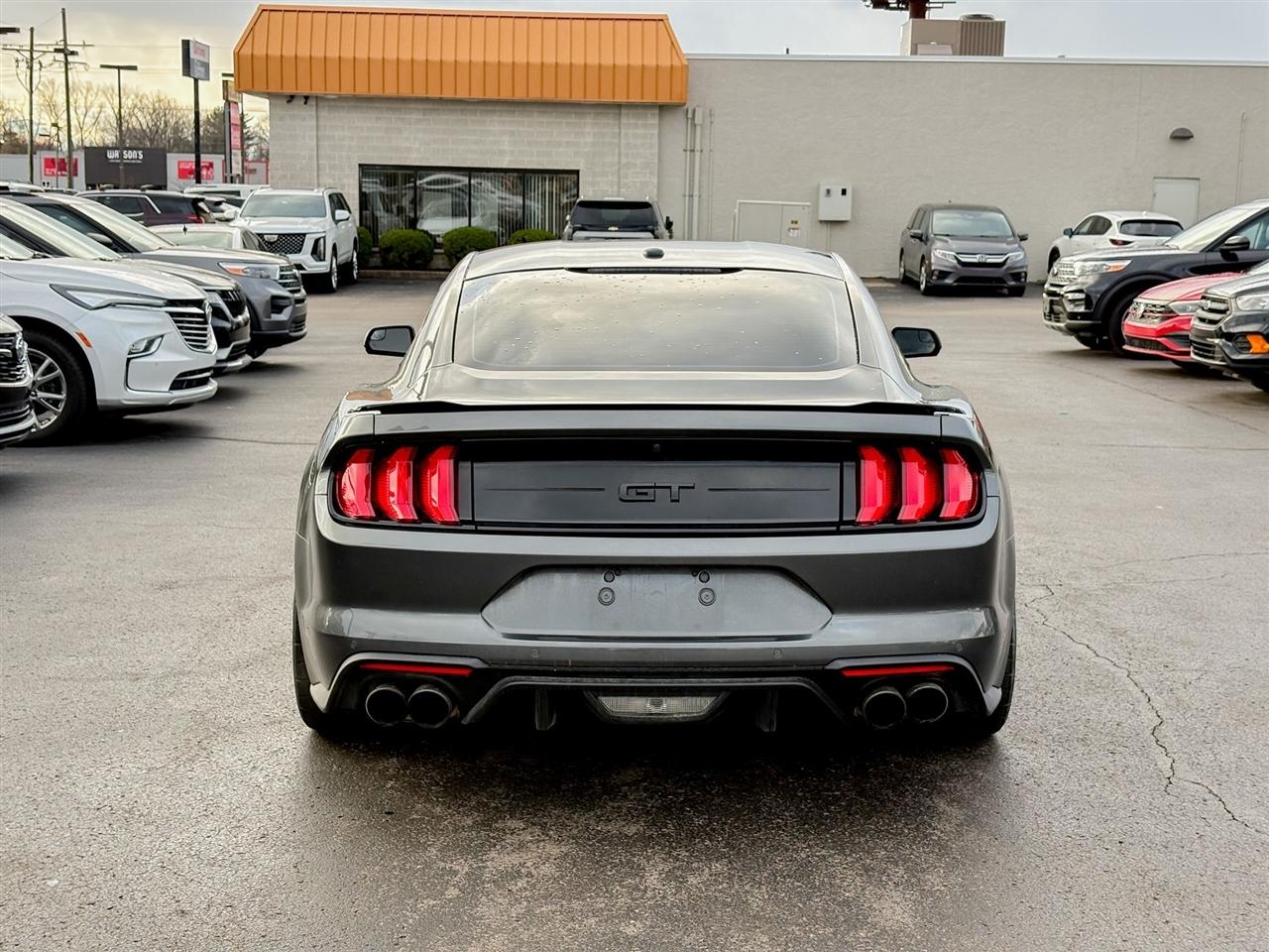 Ford Mustang  2019