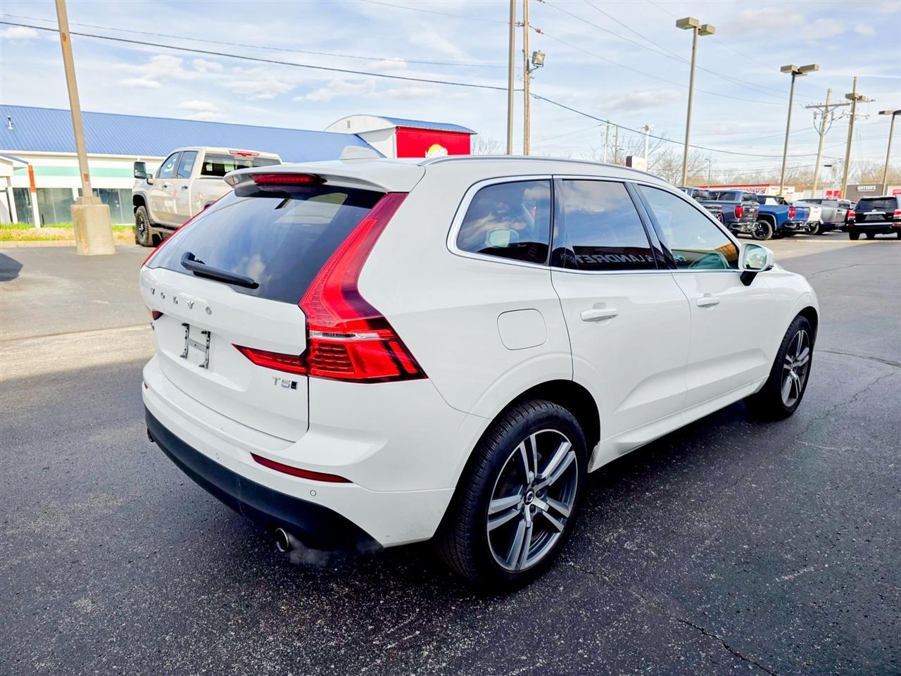 Volvo XC60  2021