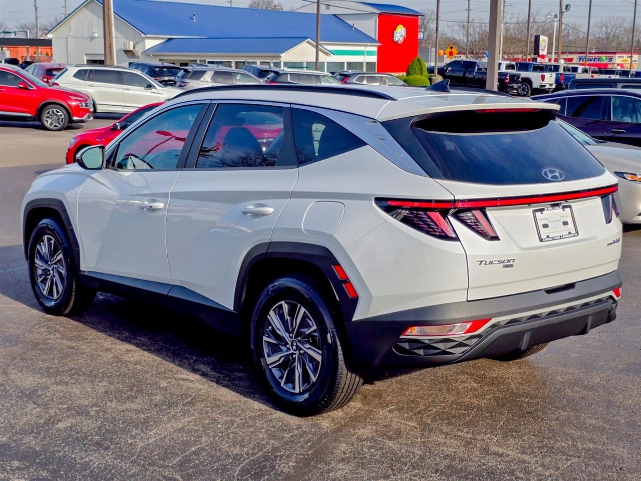 Hyundai Tucson Hybrid  2022