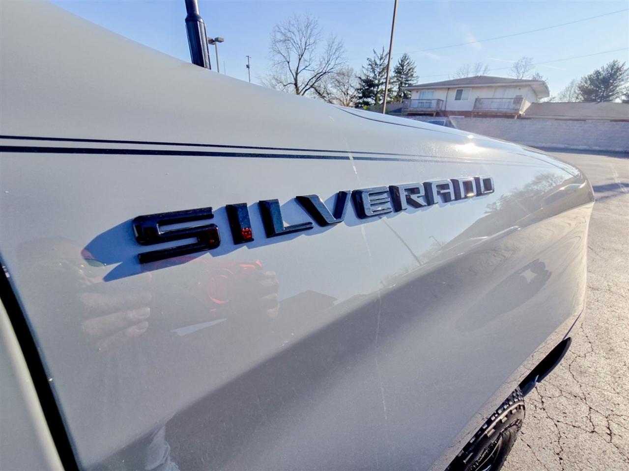 Chevrolet Silverado 1500  2024