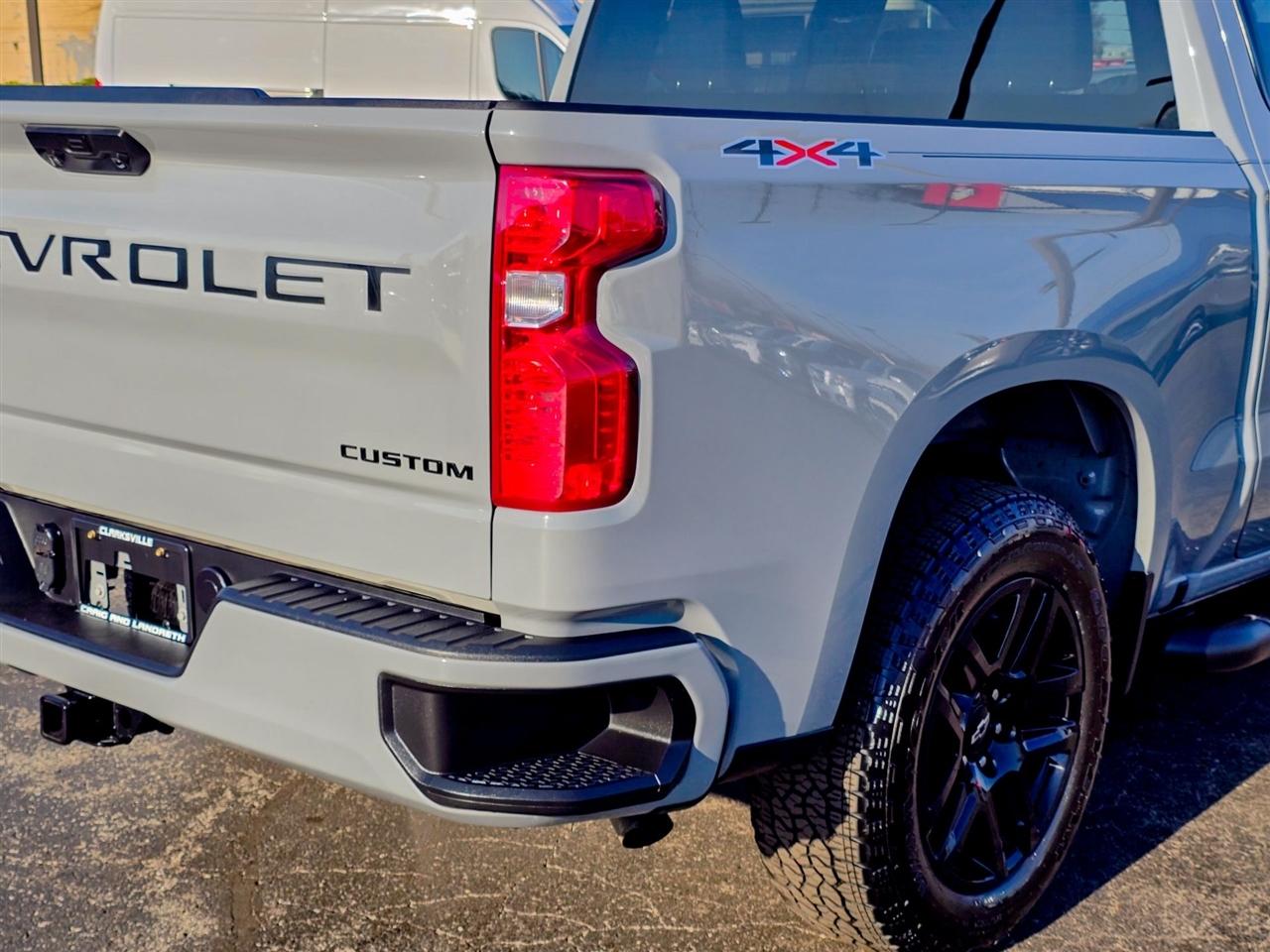 Chevrolet Silverado 1500  2024