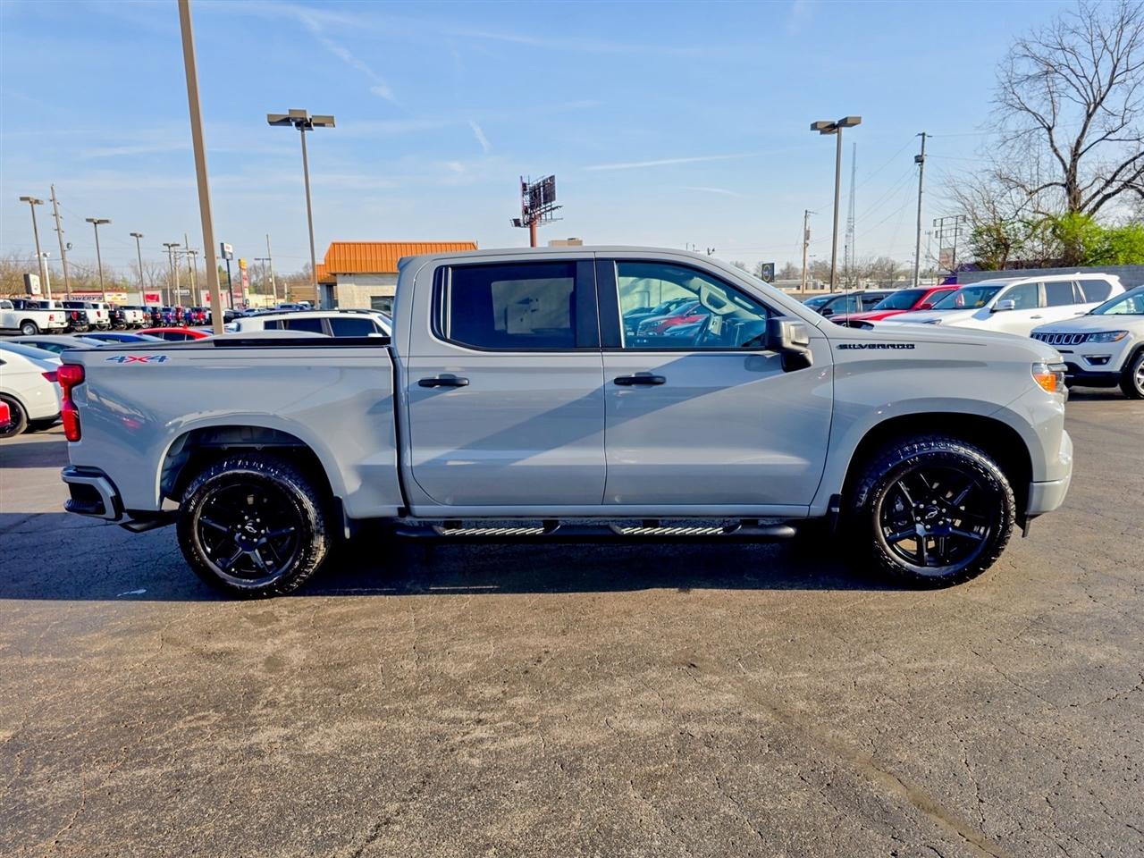 Chevrolet Silverado 1500  2024