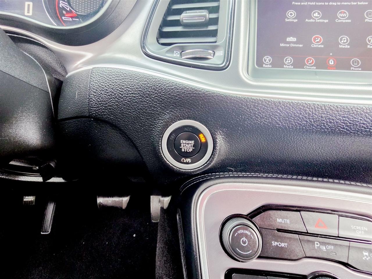 Dodge Challenger  2022