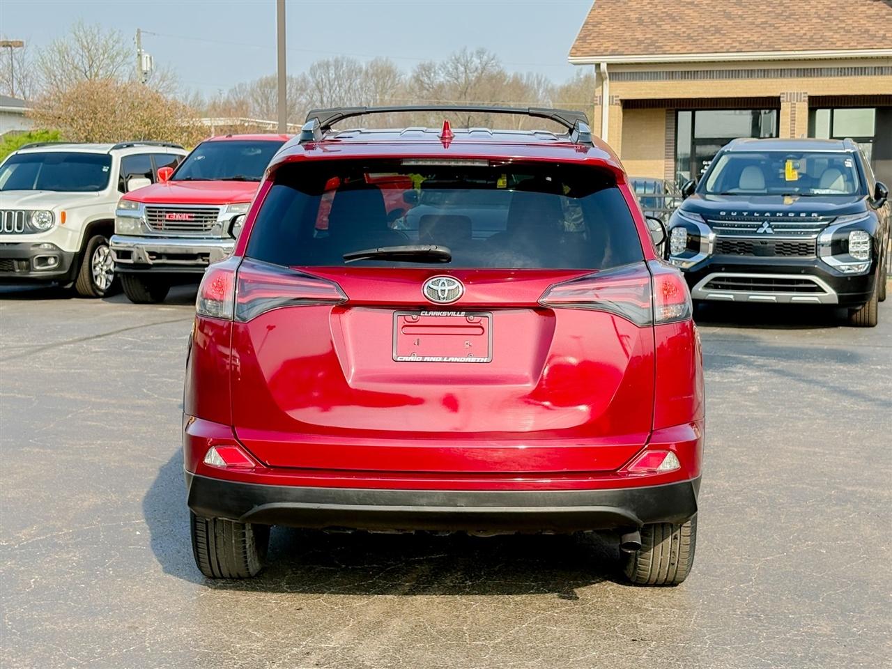 Toyota RAV4  2018