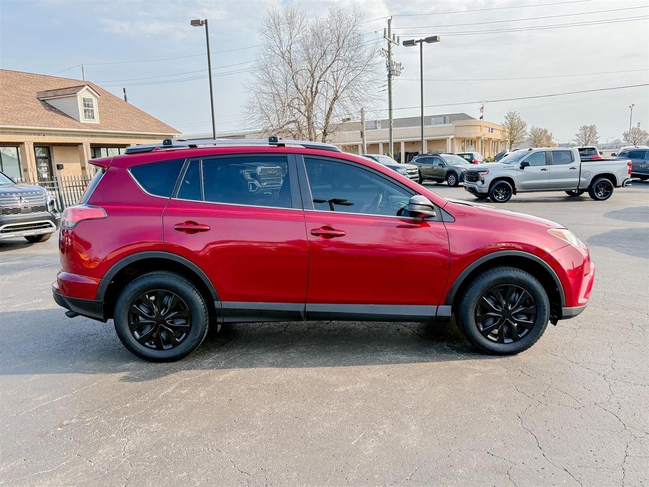 Toyota RAV4  2018