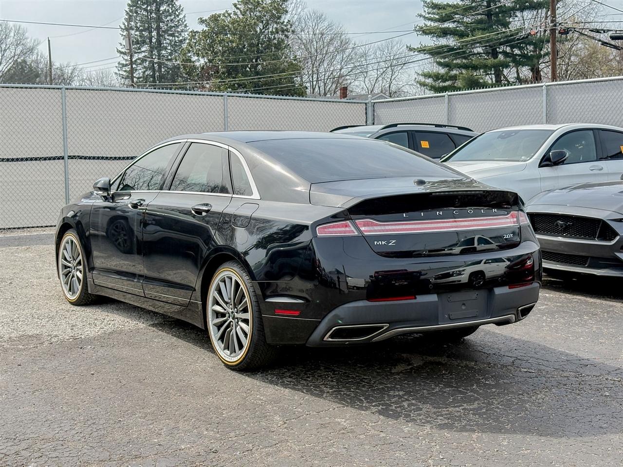 Lincoln MKZ  2019