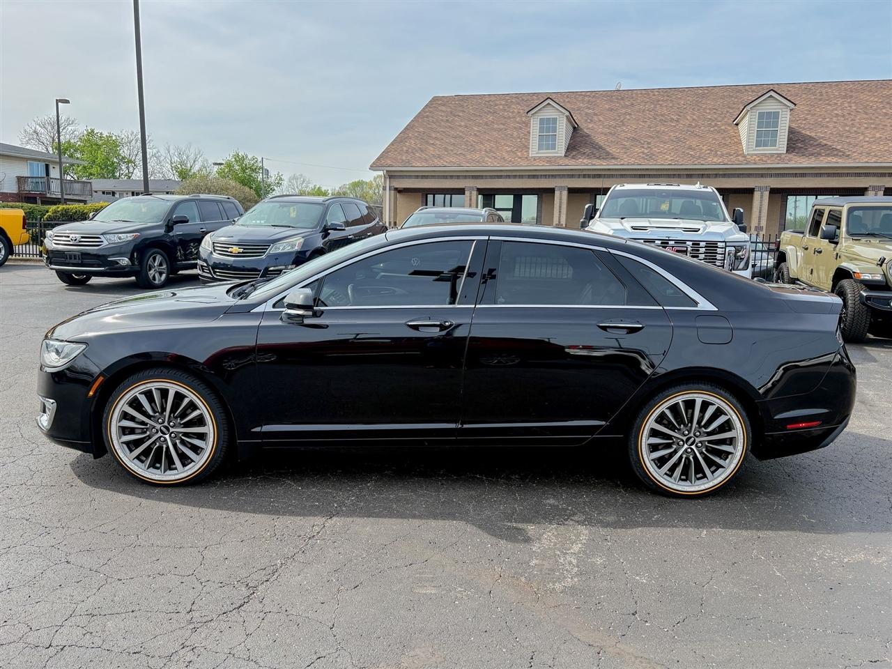 Lincoln MKZ  2019