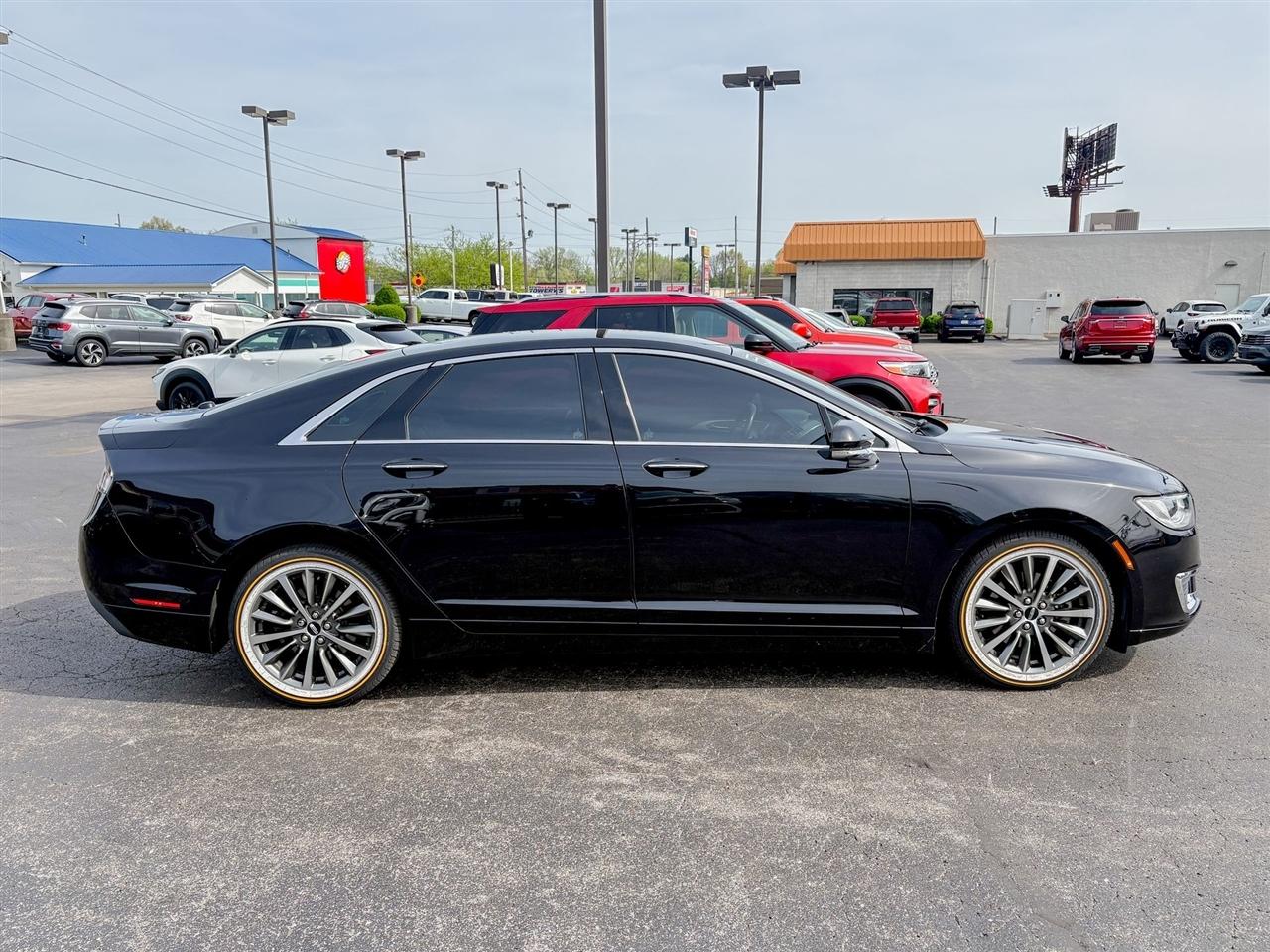 Lincoln MKZ  2019